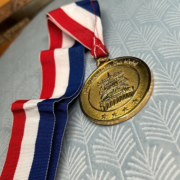 Nation Republican Congressional Committee coin award - Picture 8 of 13